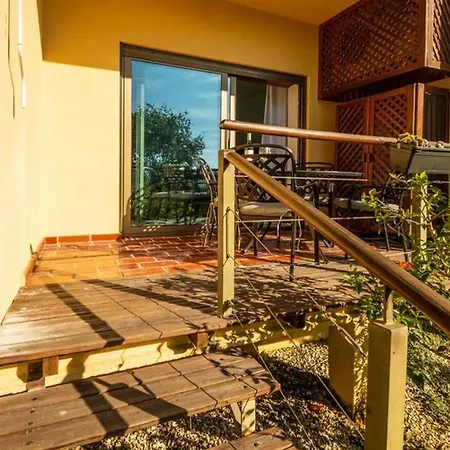 Country Chic Duplex In Algarve Appartement