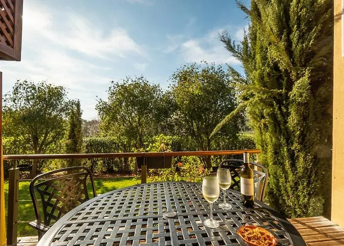 Country Chic Duplex In Algarve Pêra